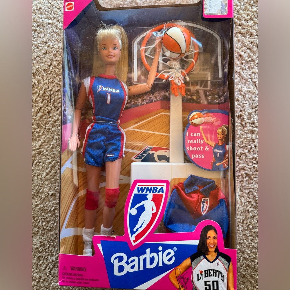 NIB WNBA 1998 Rebecca Lobo Barbie Doll Mattel 20205